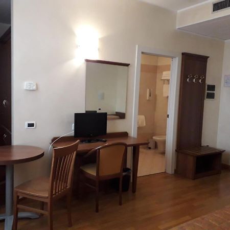 Albergo Ristorante Campanile Azzurro Villafranca Padovana Eksteriør bilde